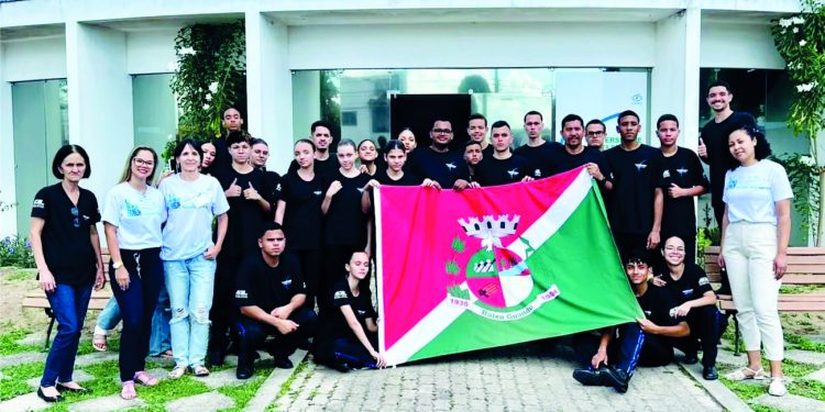 Bandas guanduenses são destaque em desfile cívico de Colatina e Linhares 1 Bandas guanduenses são destaque em desfile cívico de Colatina e Linhares