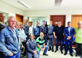 Gandini realiza audiência pública para reduzir crimes em Jardim Camburi