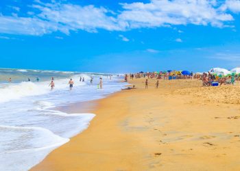 Balneabilidade: Praias de Linhares estão liberadas para banho