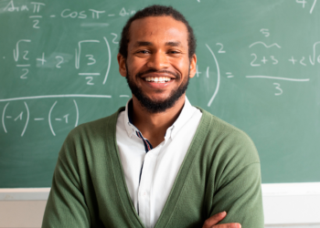 Colatina abre processo seletivo para contratação temporária de professores.