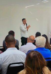 Prefeito da Serra Weverson Meireles